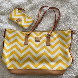Dooney & Bourke Shopper w/Wallet!